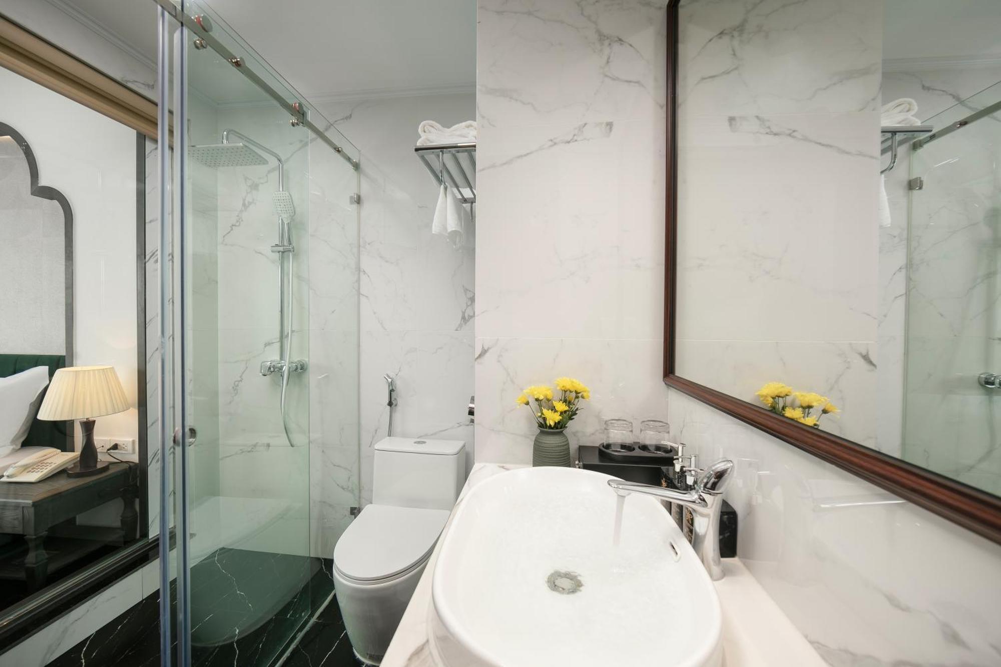 Hanoi Plaza Suite Hotel & Spa Zewnętrze zdjęcie