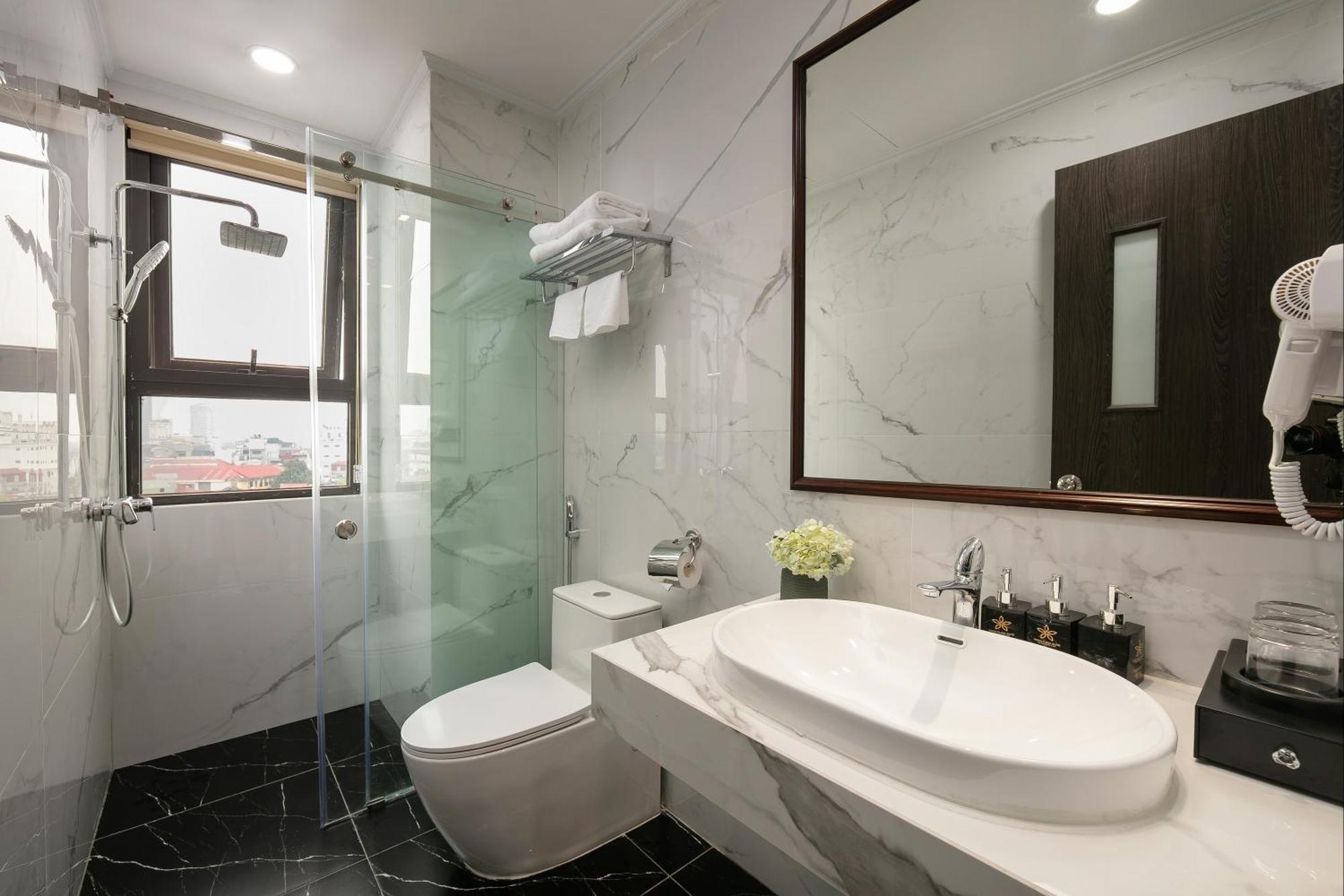 Hanoi Plaza Suite Hotel & Spa Zewnętrze zdjęcie